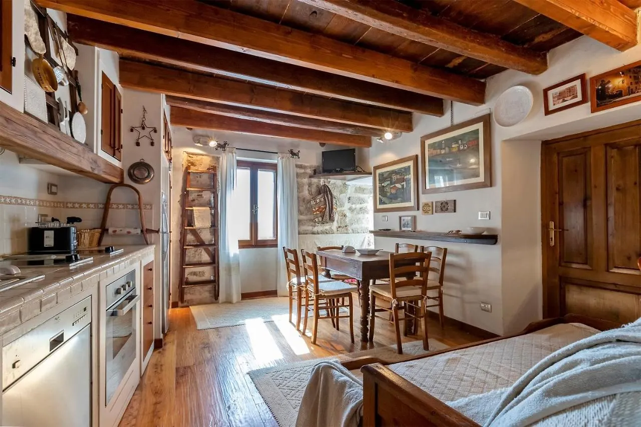Apartment Chalet Vista Mare Free Wi-Fi E Aria Condizionata Alghero Italy